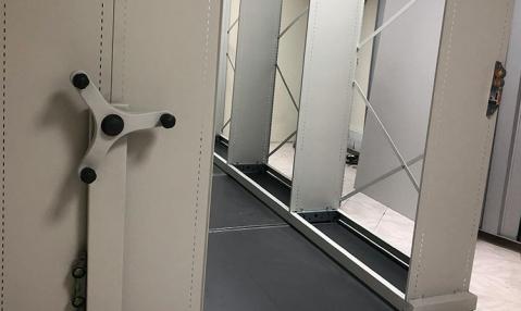 Onhym HQ mobile shelving installation
