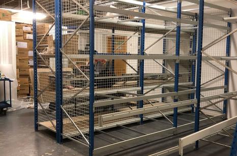 Installation of secured longspan mesh racking OfficeSTOR