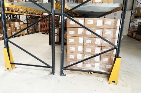 A 150mm flue created between 2 frames to accept anti-collapse mesh.